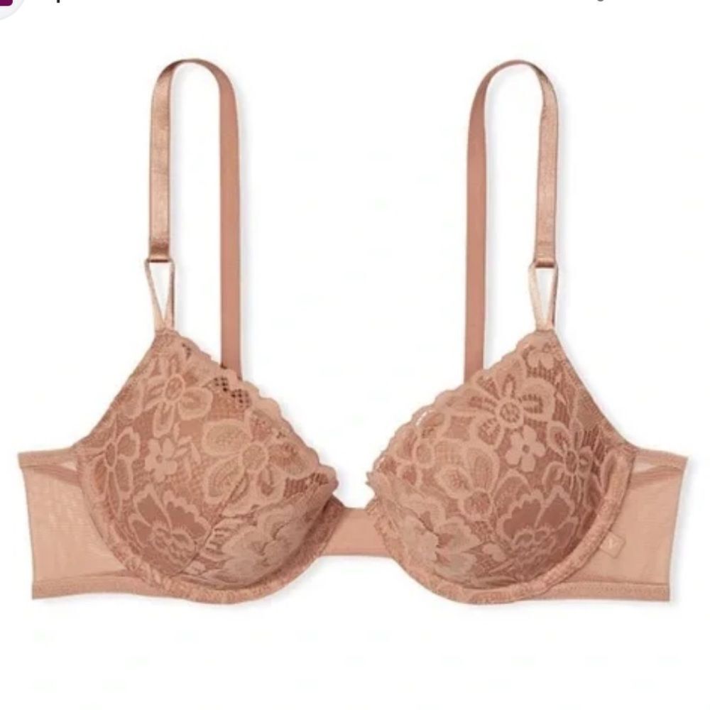 Victoria’s Secret Sweet Praline Sexy Lace Nude Push-Up Bra